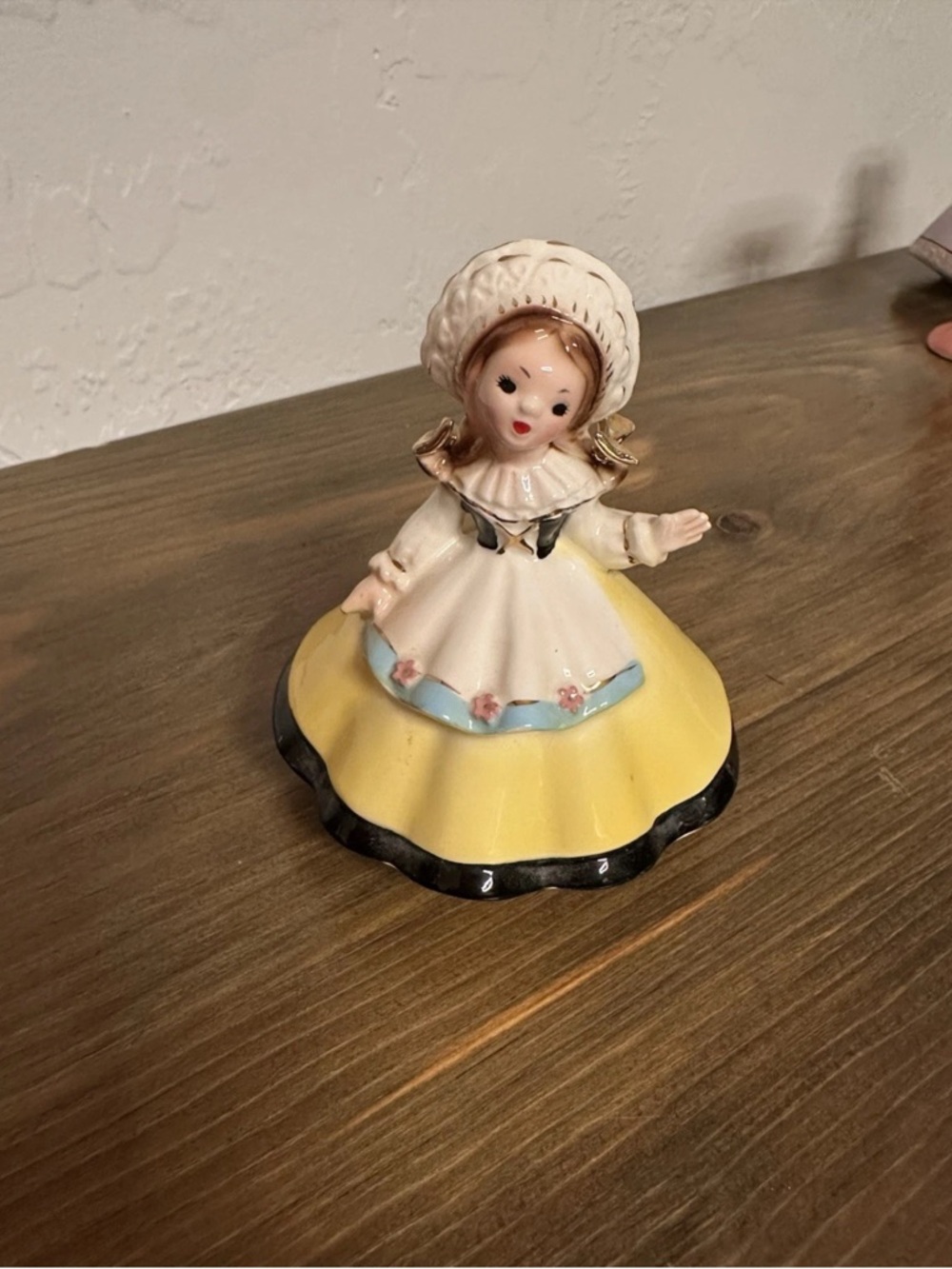 RARE Josef originals Figure Switzerland  Swiss Girl International Series